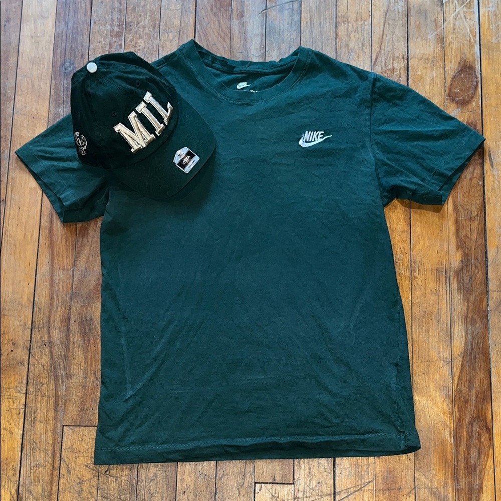 Nike Dark Green Tee and Milwaukee Bucks Cap Combo